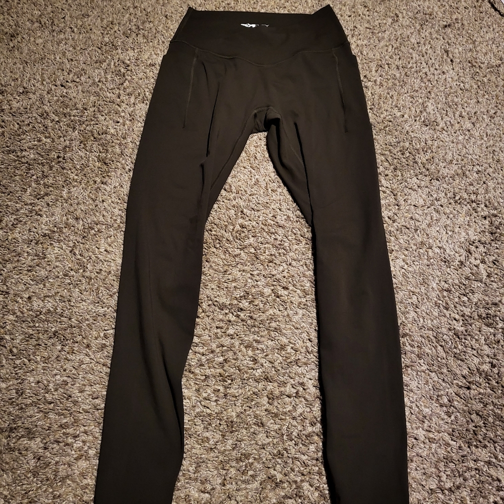 Crisscross Hourglass® Legging with Pockets (Pet Hair Resistant) - Khaki